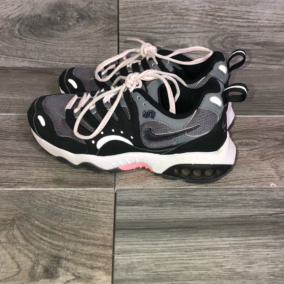 Nike Shoes - Womens nike shoes